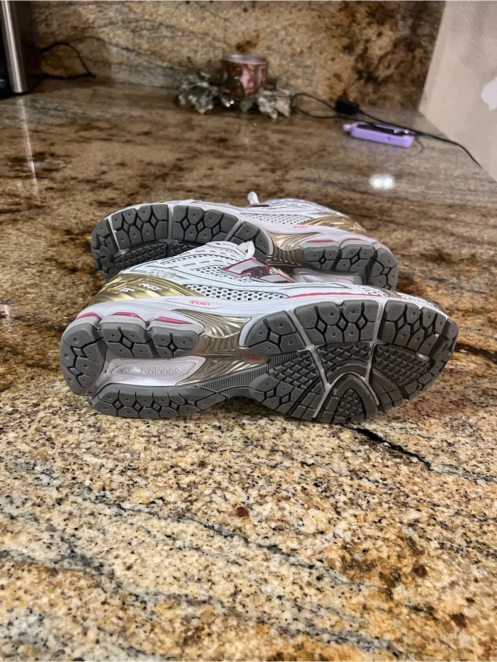 New Balance Men’s White Mesh Running Sneakers with Gold & Pink Highlights